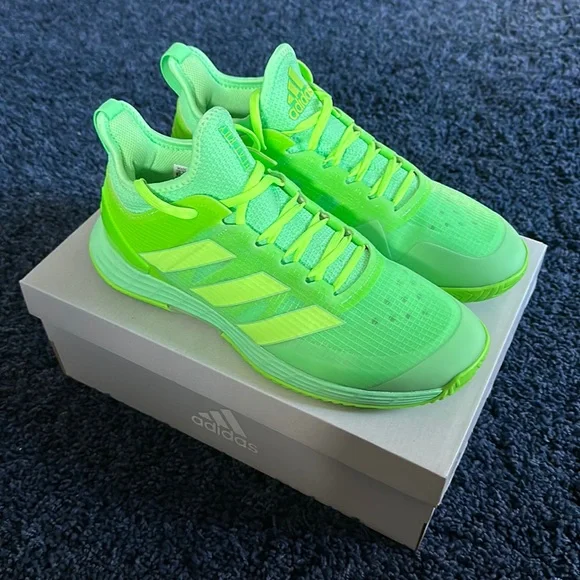 adidas gazelle silver green womens adidas Tyshawn Low Shoes main image 0
